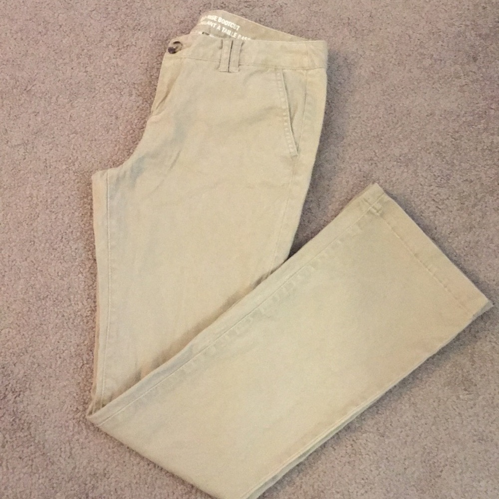 MOSSIMO Supply Co mid-rise bootcut khakis 4R